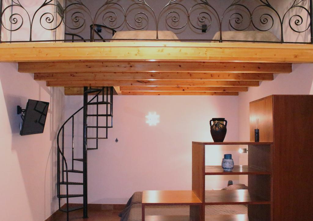 Casa Das Romas 蒙卡拉帕乔 外观 照片